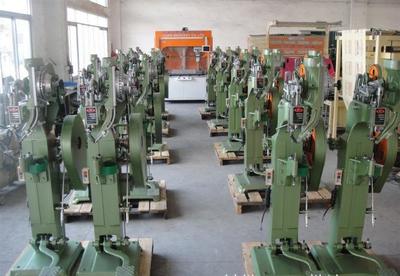 汽車離合器片鉚釘機 現(xiàn)機供貨，一站式滿足您的生產(chǎn)與采購需求